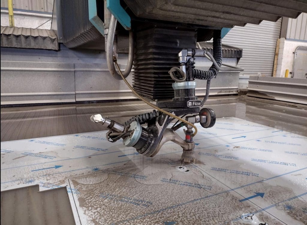 2013 Flow Mach 3 4020b X5 Waterjet, photo 2 of 6