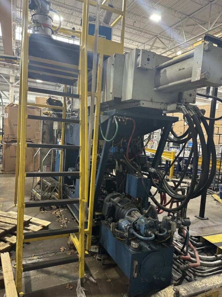 Used Improved B-37 R250 Blow Molder for Sale