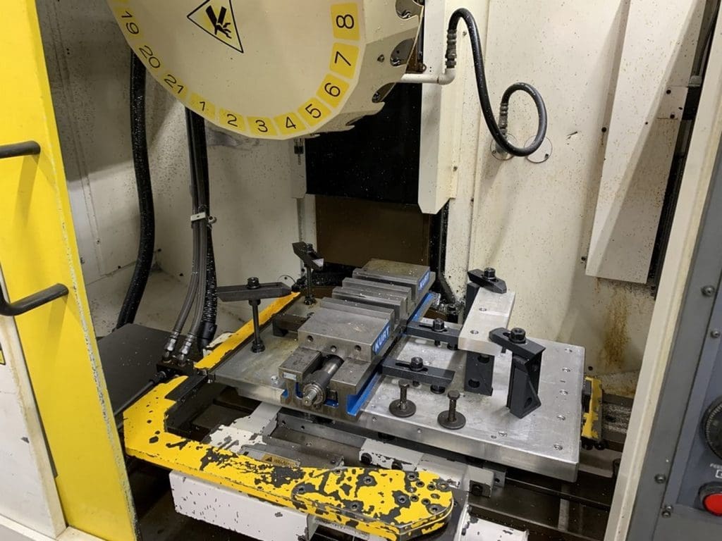 Used Fanuc Robodrill a-T21iDL CNC Vertical Machining Center For Sale