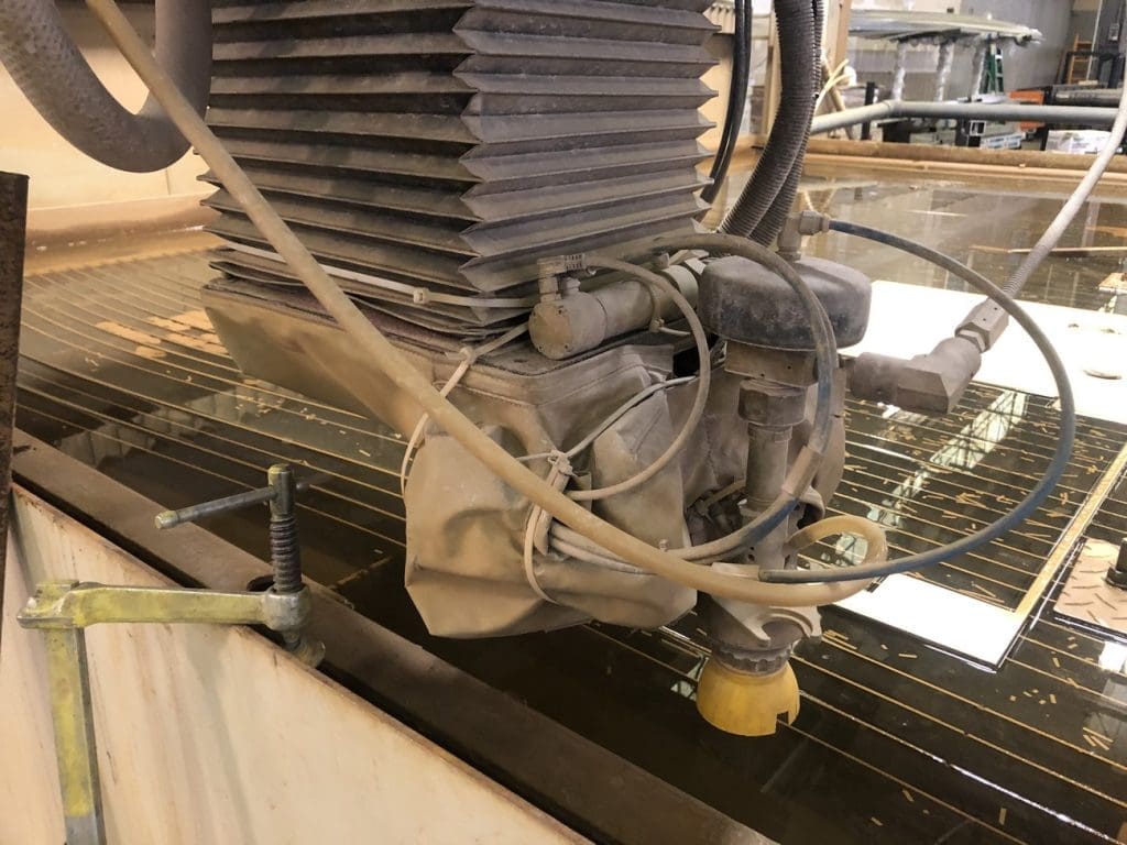 Used Flow Mach 3 4020b CNC Waterjet For Sale