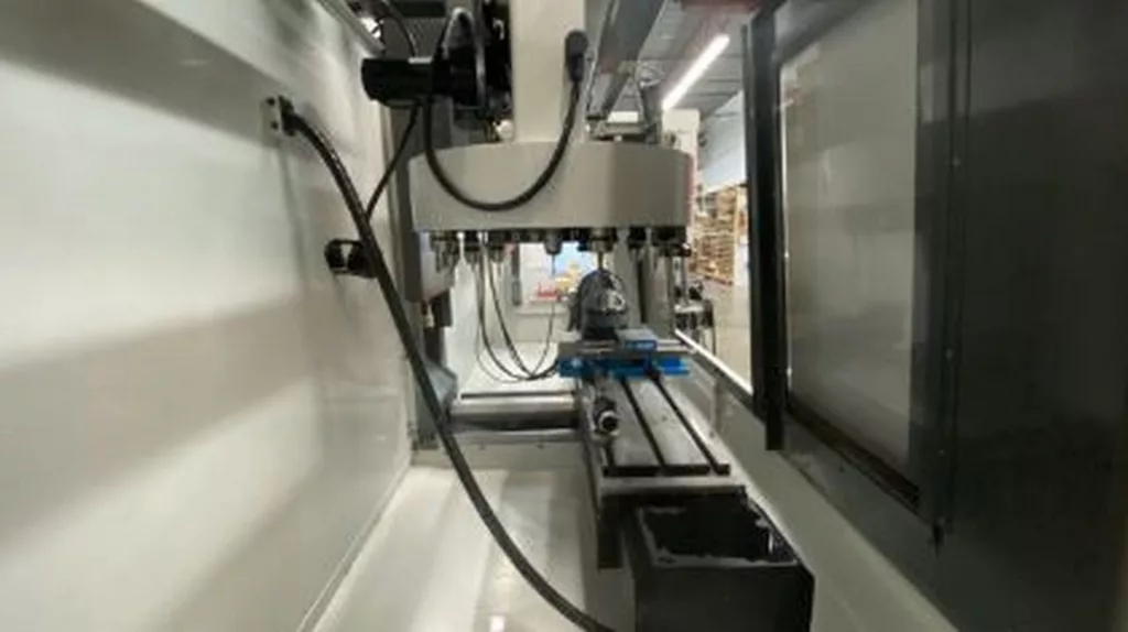 2015 Haas TM-2P CNC Vertical Machining Center, photo 3 of 5