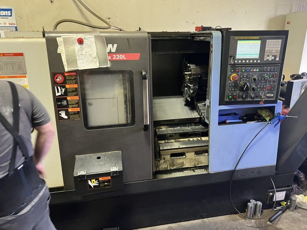 Used Doosan Lynx 220LC CNC Lathe For Sale
