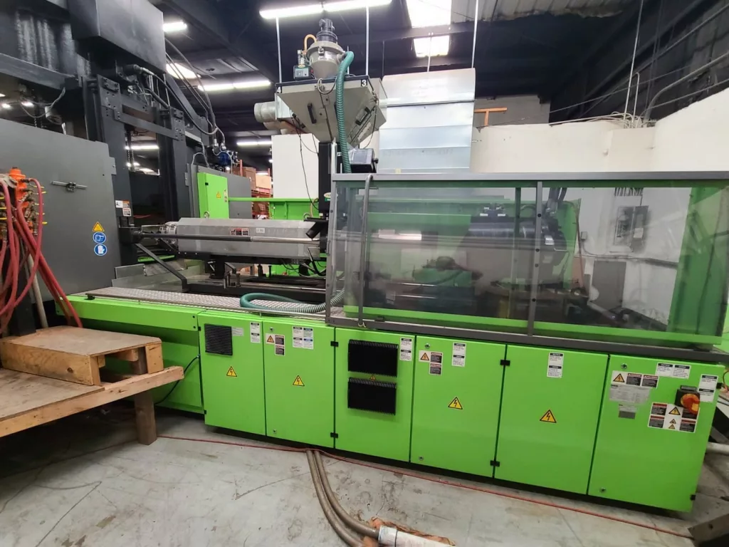 2009 Engel Insert 3550H/330US Injection Molding Machine, photo 1 of 9