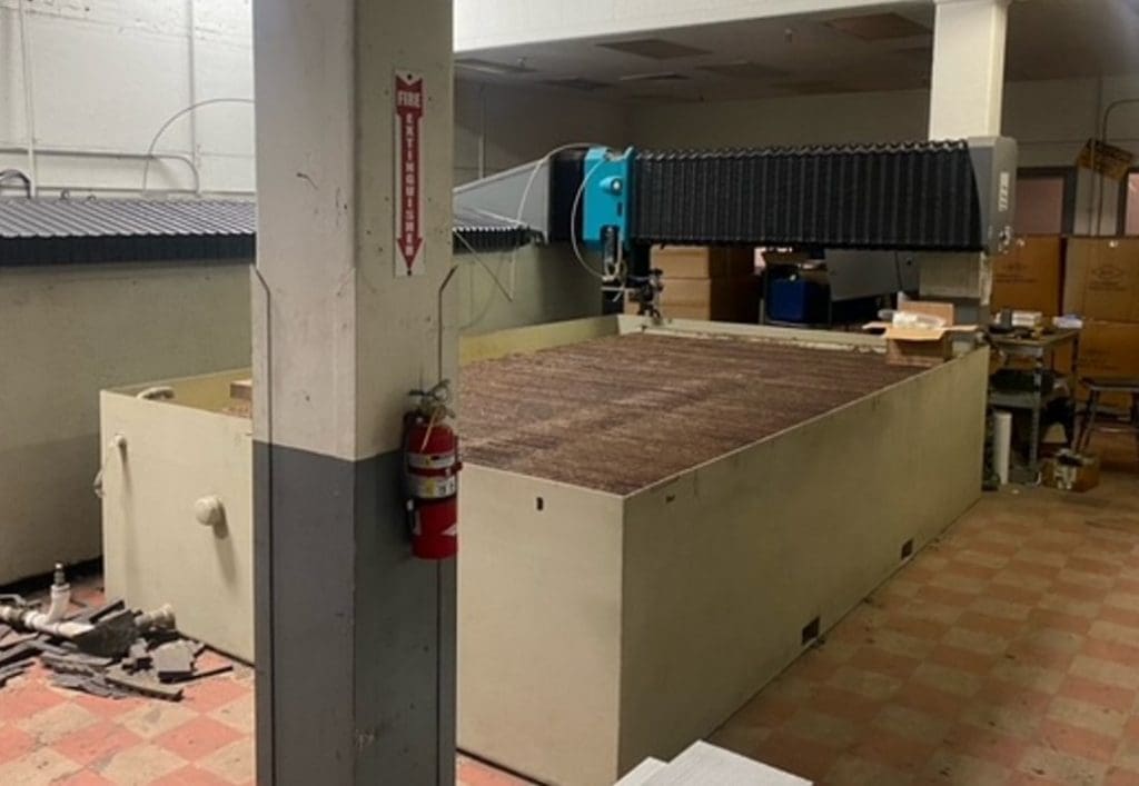 Used Flow Mach 3 4020b CNC Waterjet For Sale