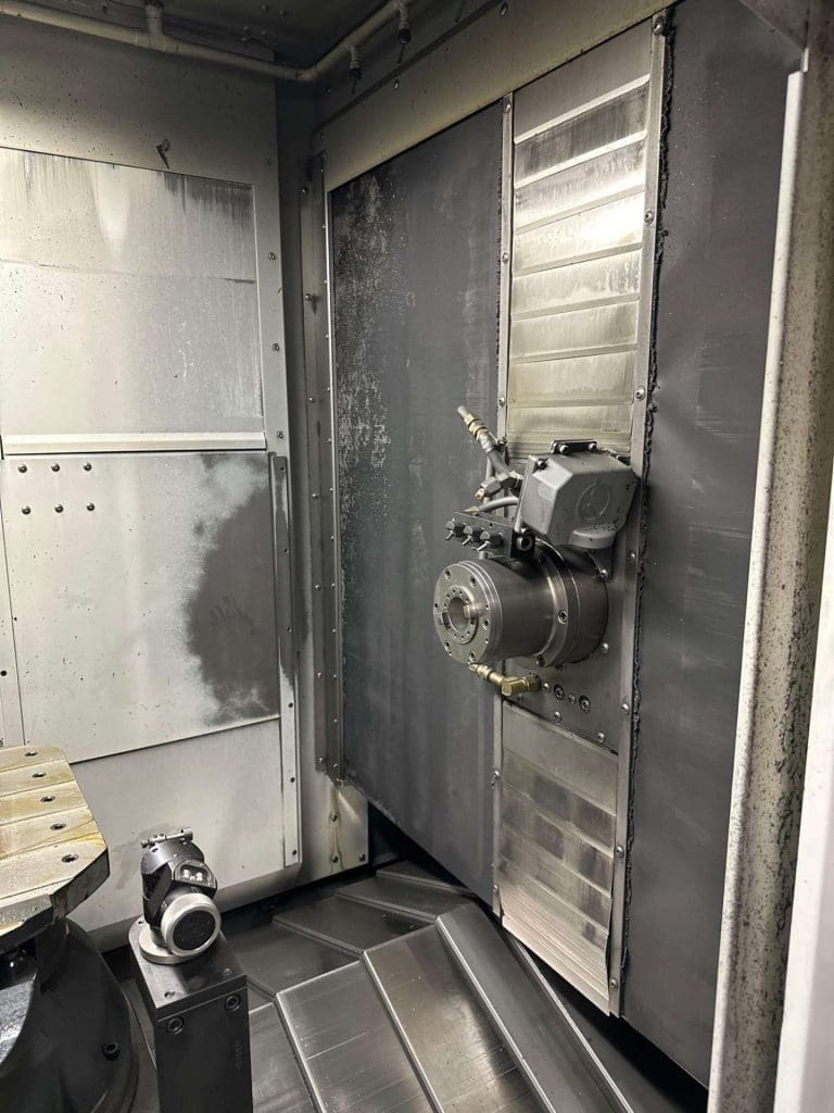 2014 Haas EC-400PP CNC Horizontal Machining Center, photo 4 of 11