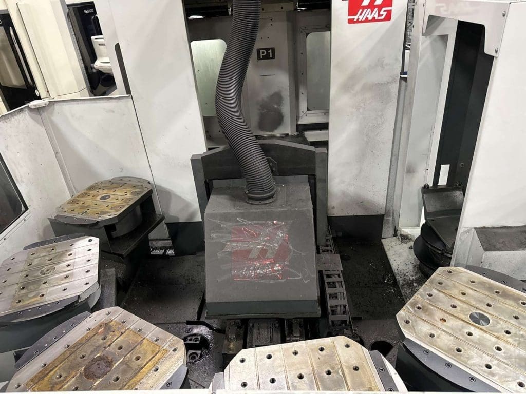 2014 Haas EC-400PP CNC Horizontal Machining Center, photo 6 of 11