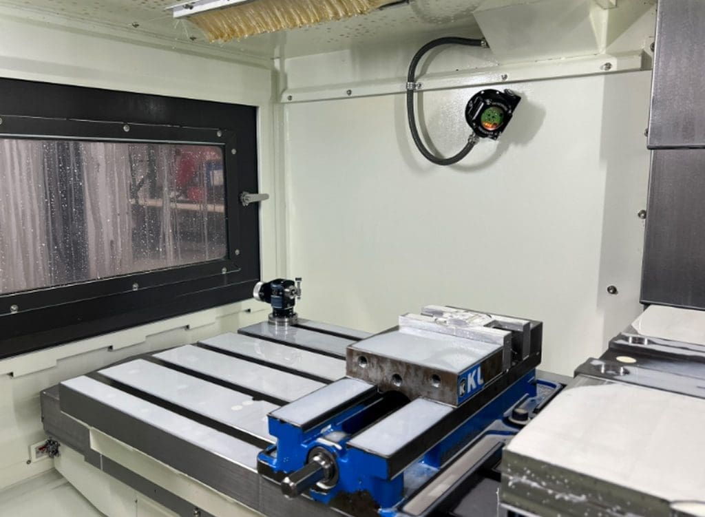 Used Kitamura MyCenter 4XV CNC Vertical Machining Center For Sale