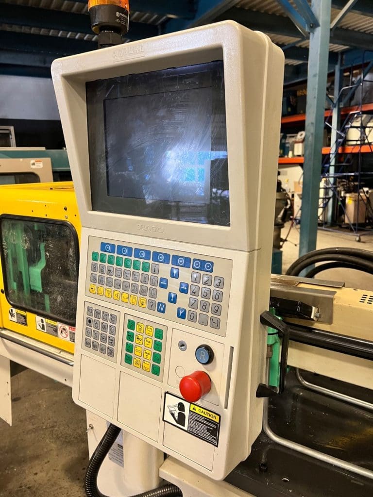 Used Arburg 221KS-250-75 Injection Molding Machine for Sale