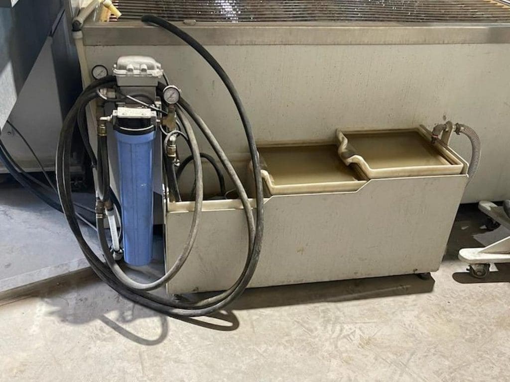 Used Flow Mach 100 3020 CNC Waterjet For Sale