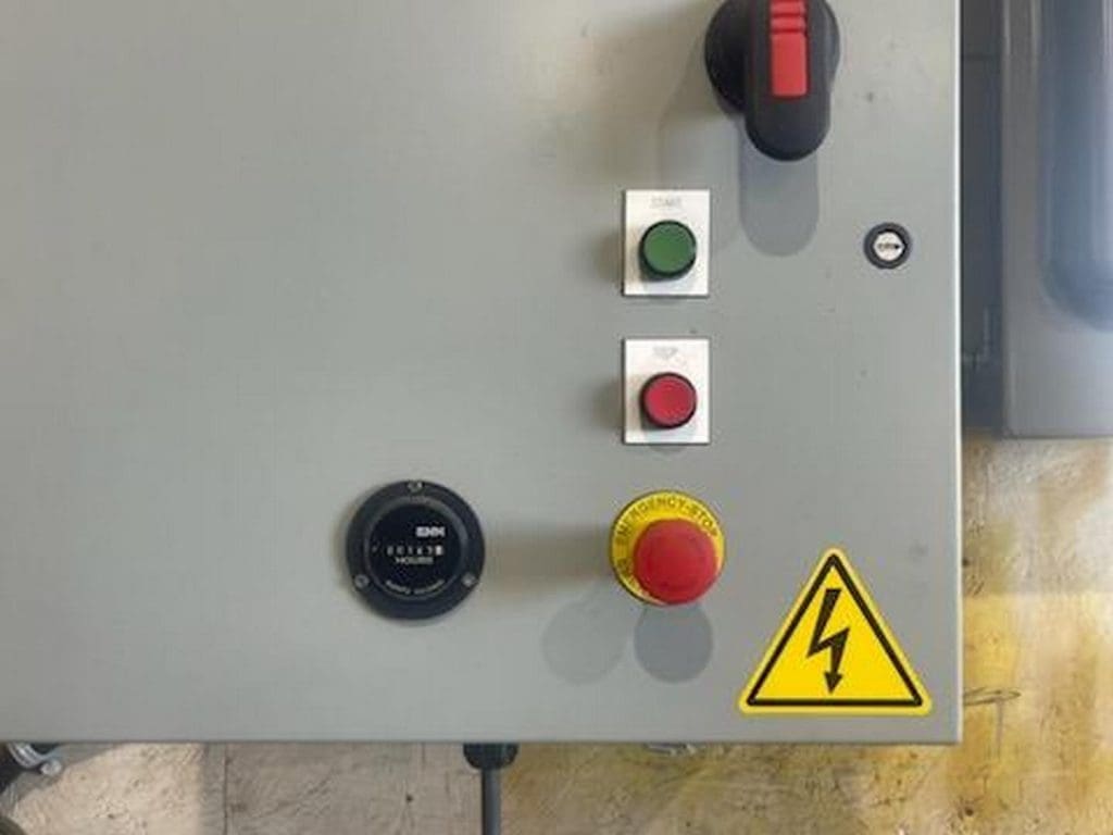 Used Flow Mach 100 3020 CNC Waterjet For Sale