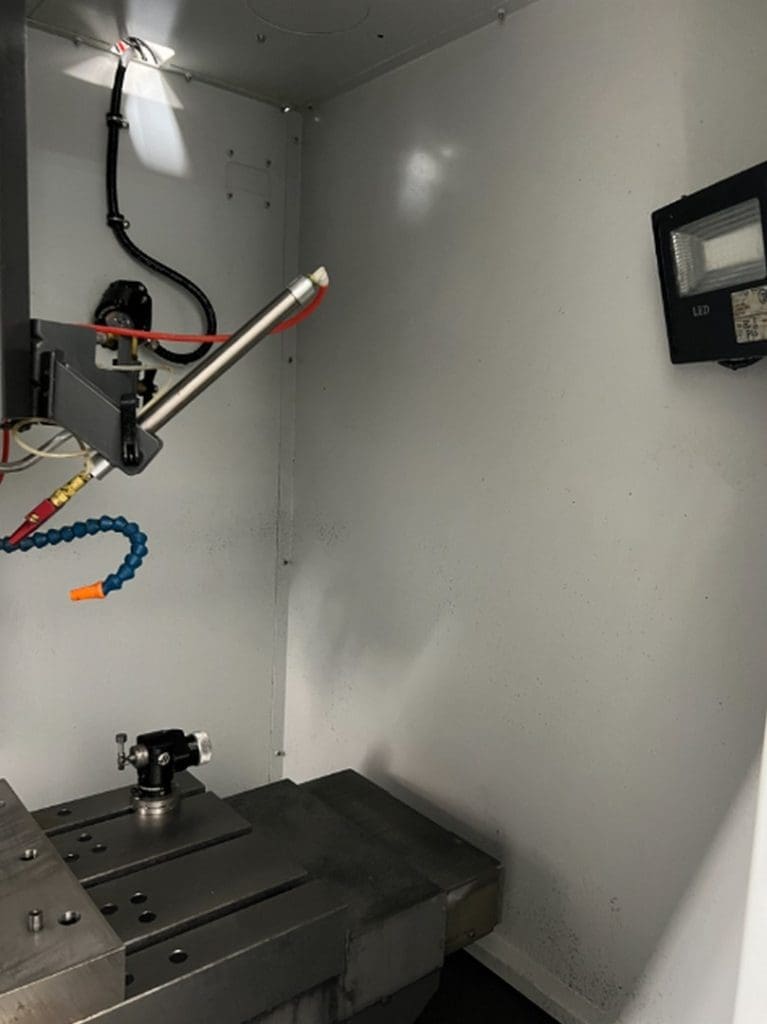 Used Haas DM-1 CNC Vertical Machining Center For Sale