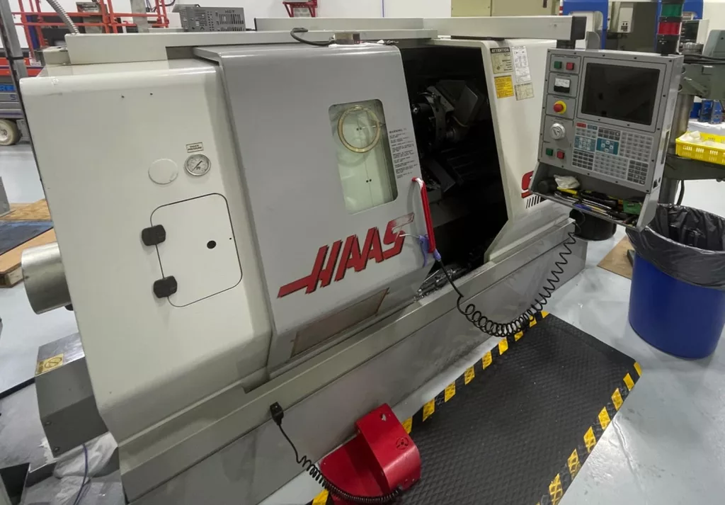 2005 Haas SL-20B CNC Lathe, photo 1 of 5