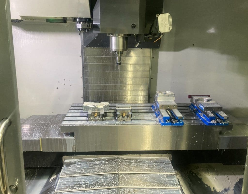 2014 Haas VF-4 CNC Vertical Machining Center, photo 2 of 9