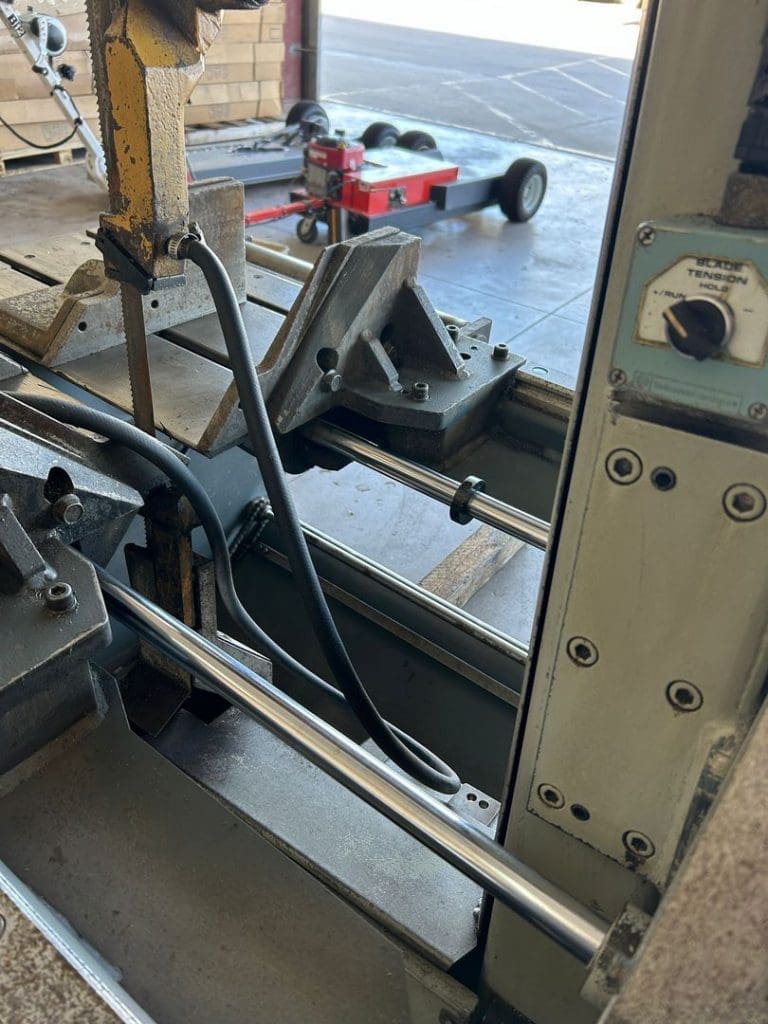 Used Hydmech V-18 Vertical Band Saw For Sale