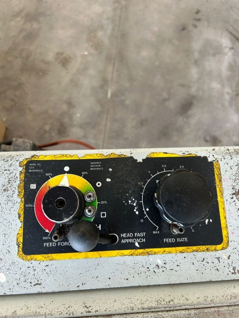 Used Hydmech V-18 Vertical Band Saw For Sale