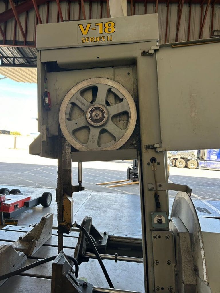 Used Hydmech V-18 Vertical Band Saw For Sale