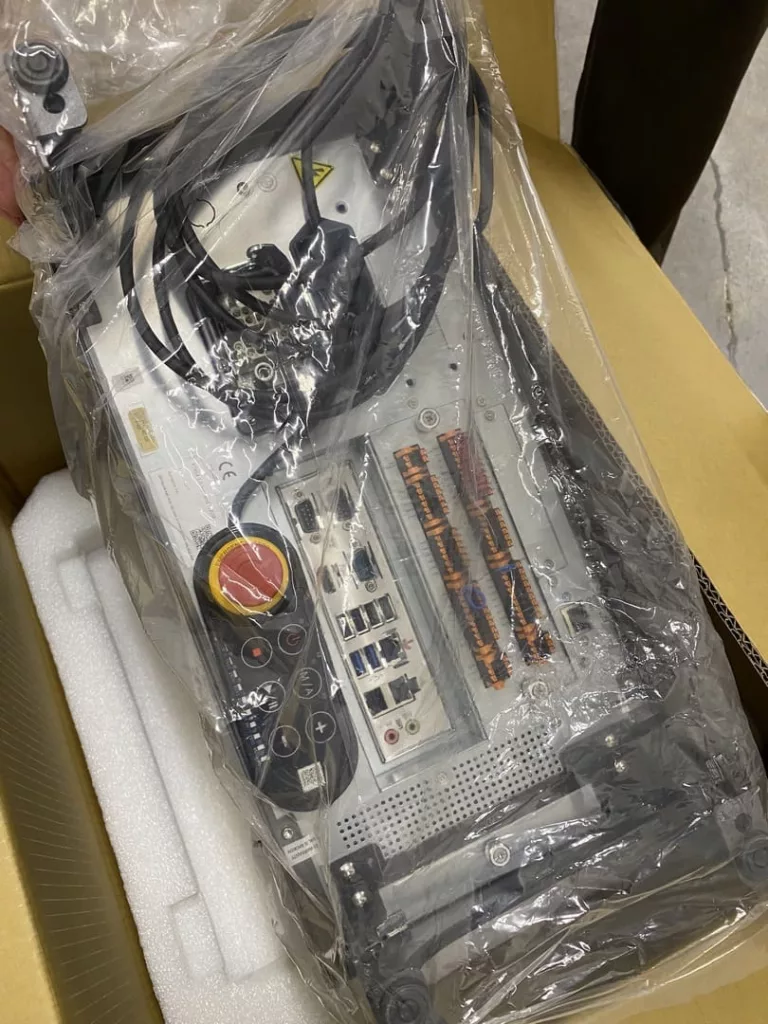 2021 Techman TM14X Robot, photo 4 of 8