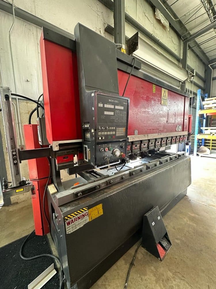 1995 Amada FBD 1030e