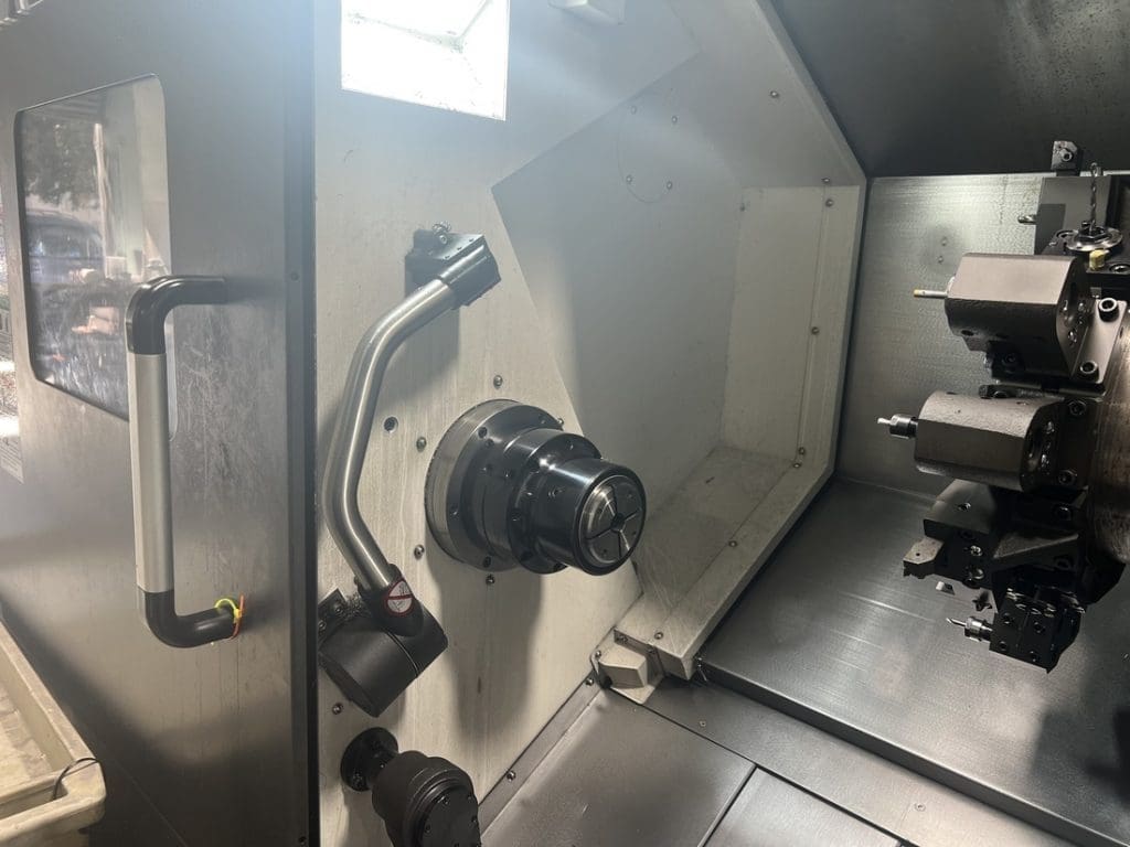 Used Hyundai Wia HD2200Y CNC Lathe For Sale