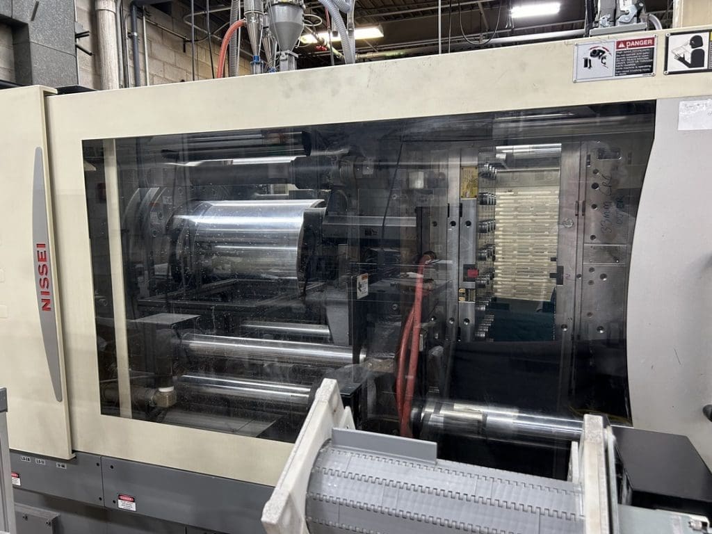 Used Nissei FNX280-71A Injection Molding Machine For Sale