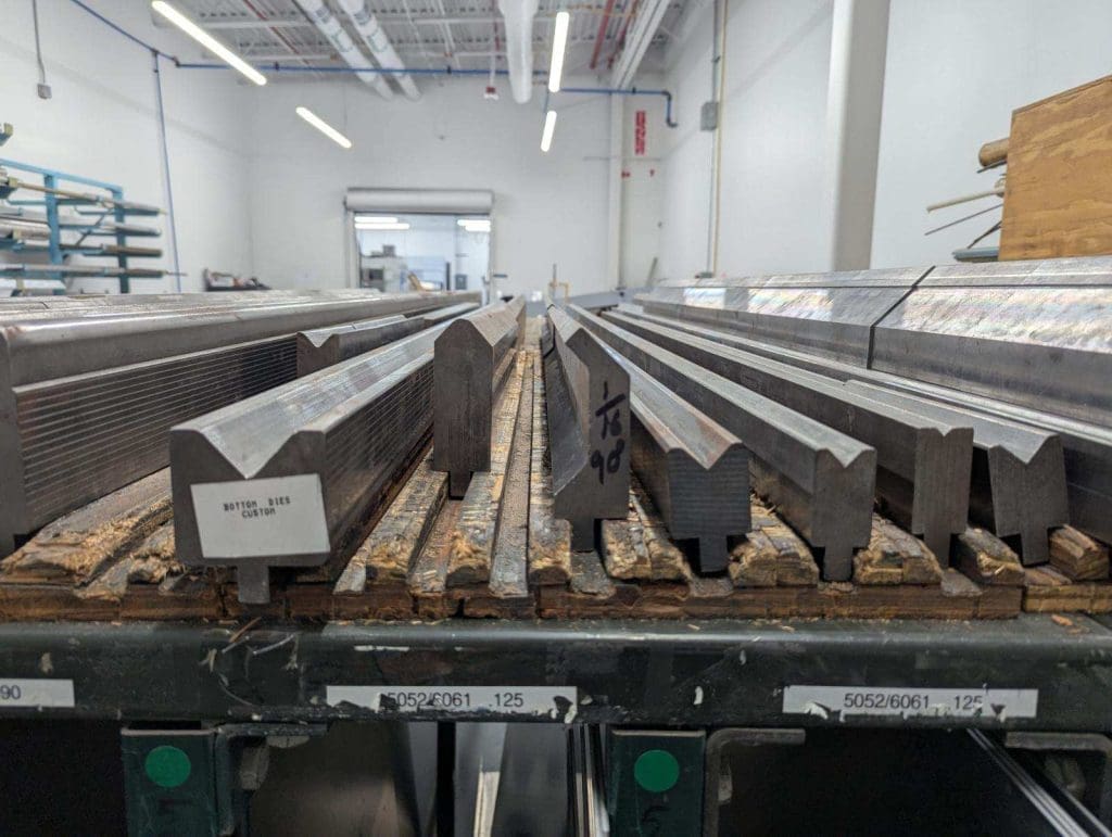 Used Accurpress 710010 Press Brake For Sale