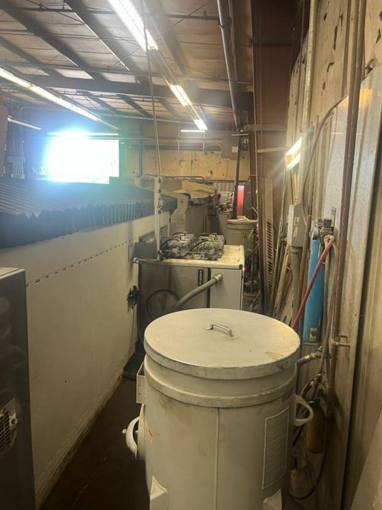 Used Flow Mach 3 4020b-X5 CNC Waterjet For Sale