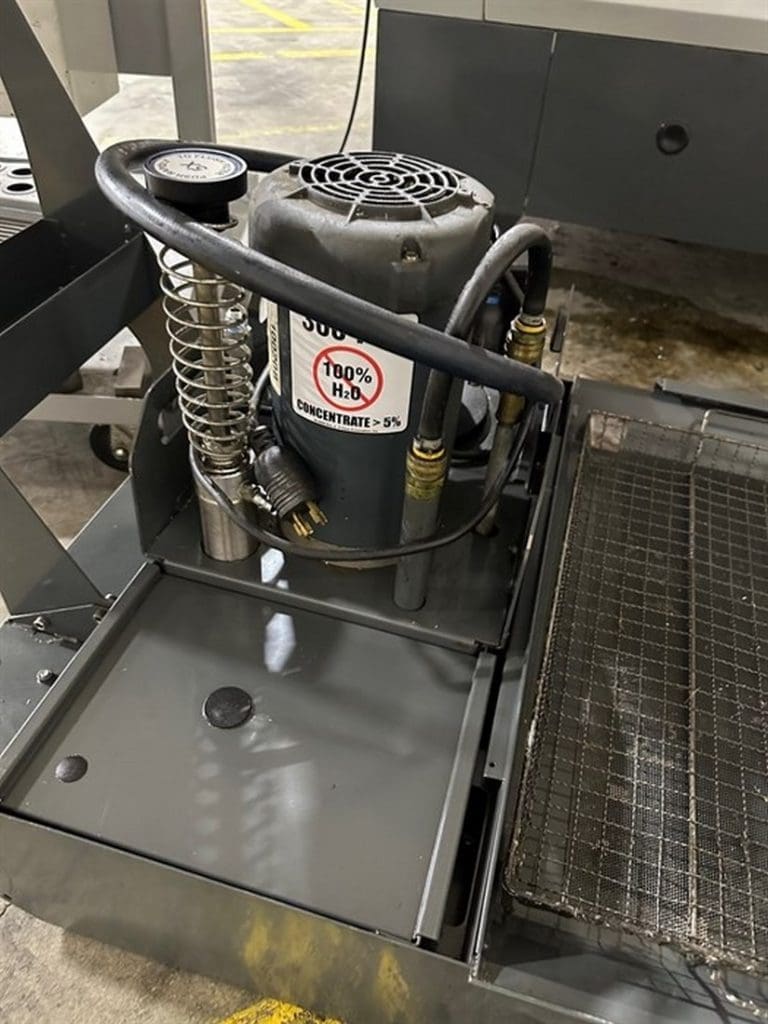 Used Haas VF-4SS CNC Vertical Machining Center For Sale