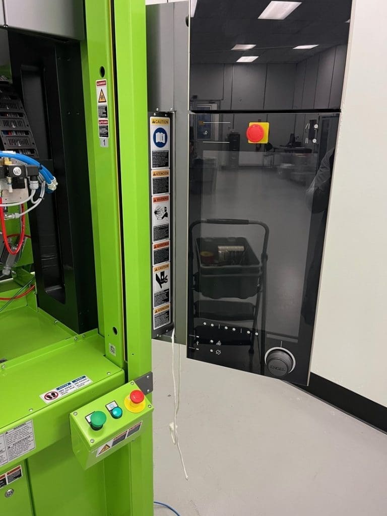 Used Engel IN 60H/40 Single US Injection Molding Machine For Sale