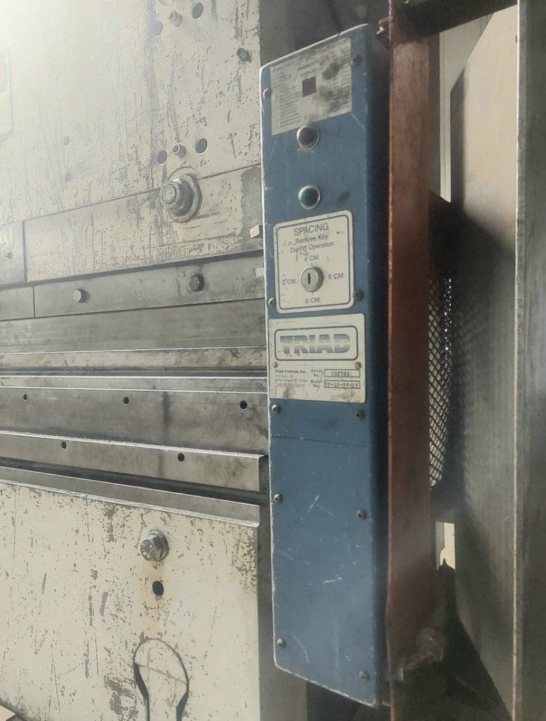 Used Pacific JII 250-12 Press Brake For Sale