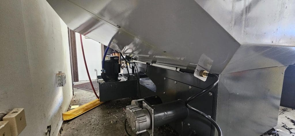 Used Haas Super Mini Mill 2 CNC Vertical Machining Center For Sale