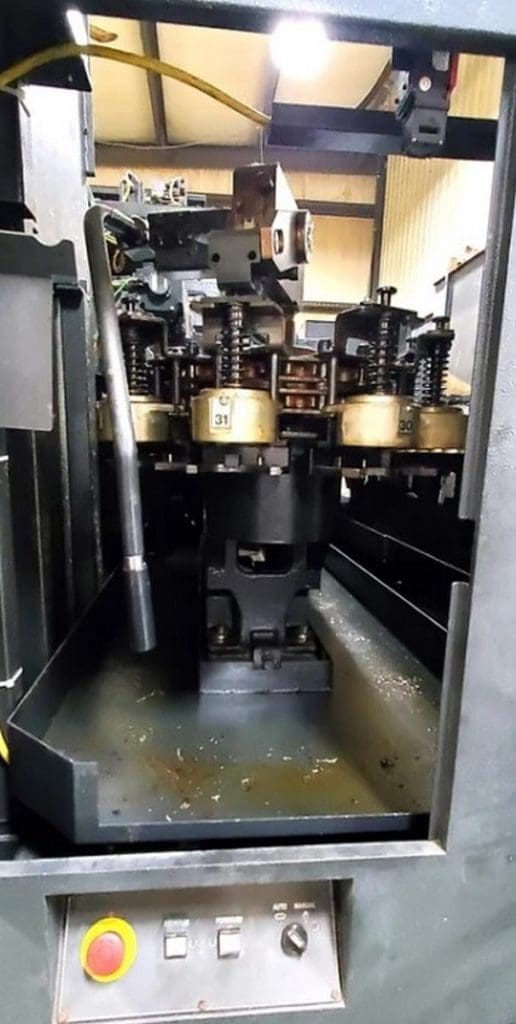 Used Mazak Variaxis 730 CNC Vertical Machining Center For Sale
