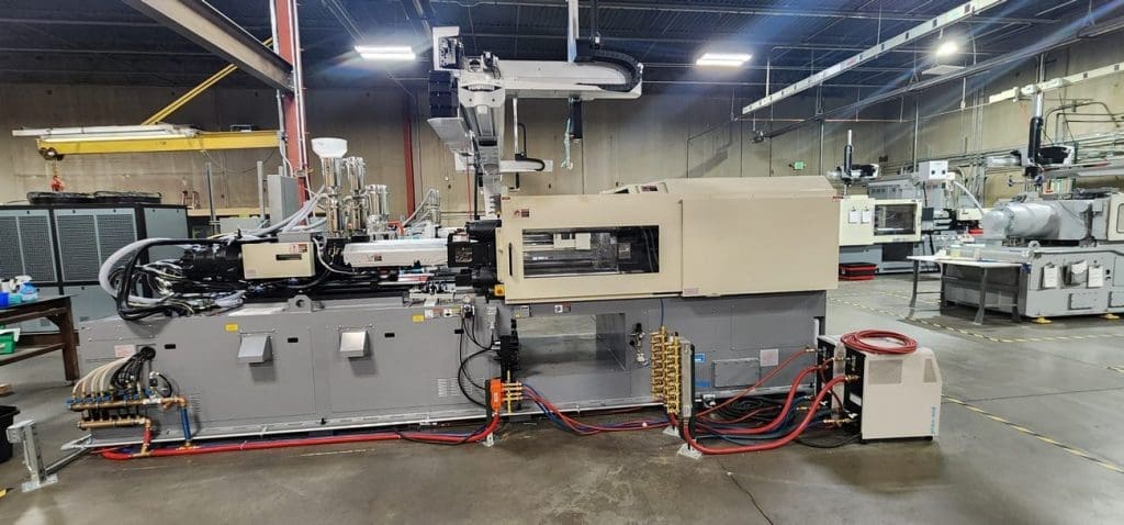 Used Nissei FNX 180IIIA-25A Injection Molding Machine For Sale