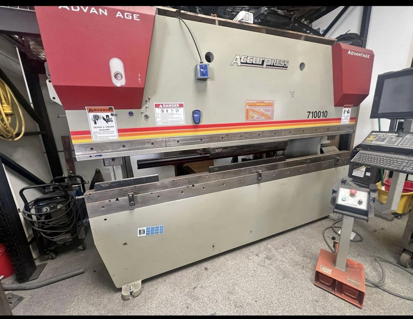 2014 Accurpress Advantage 710010