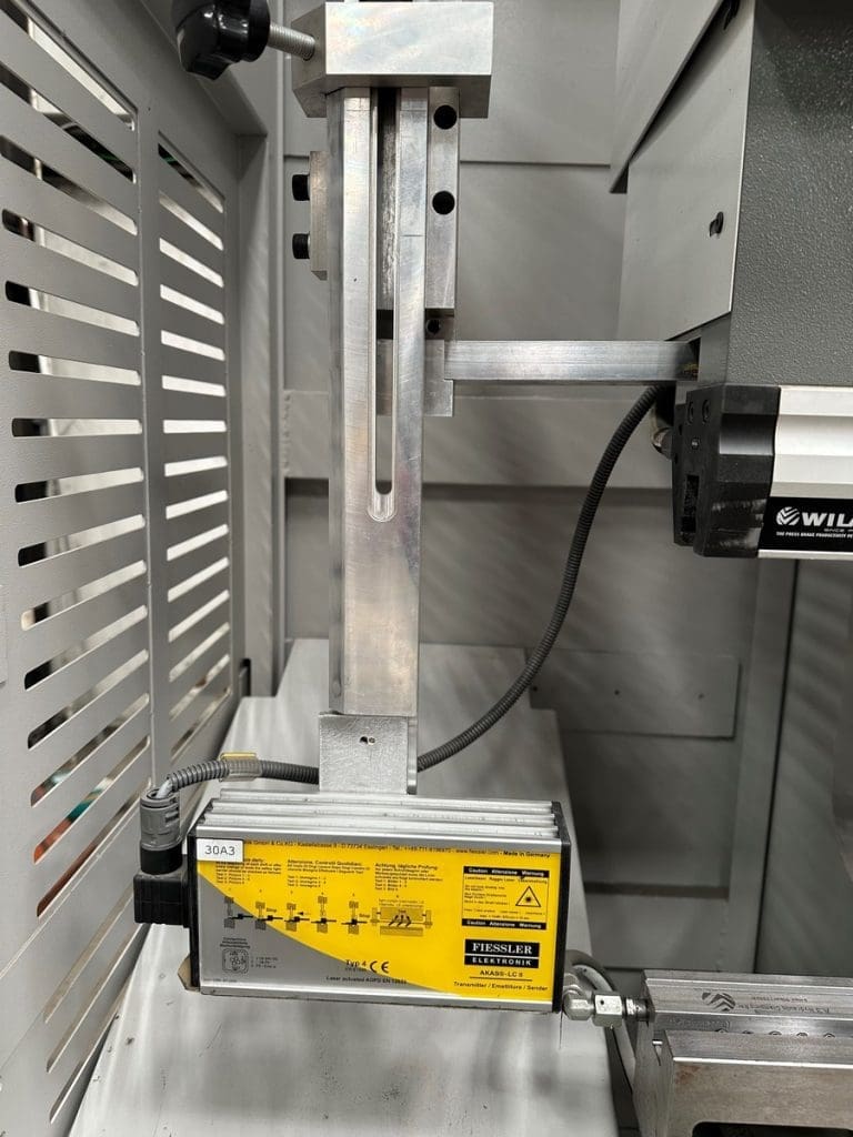 Used Bystronic Xact Smart 100/3100 Press Brake For Sale