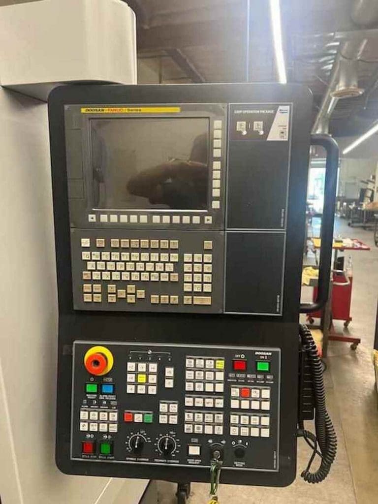 Used Doosan DNM 5700 CNC Vertical Machining Center For Sale
