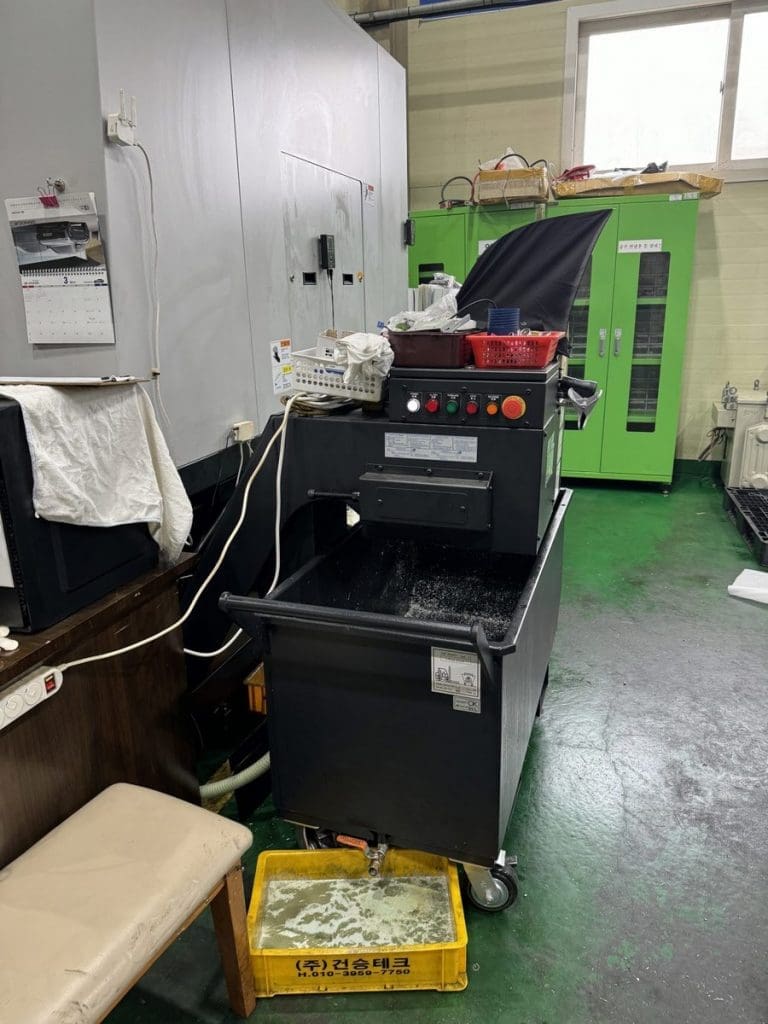 Used Doosan Mynx 9500 CNC Vertical Machining Center For Sale