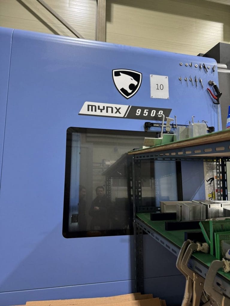 Used Doosan Mynx 9500 CNC Vertical Machining Center For Sale