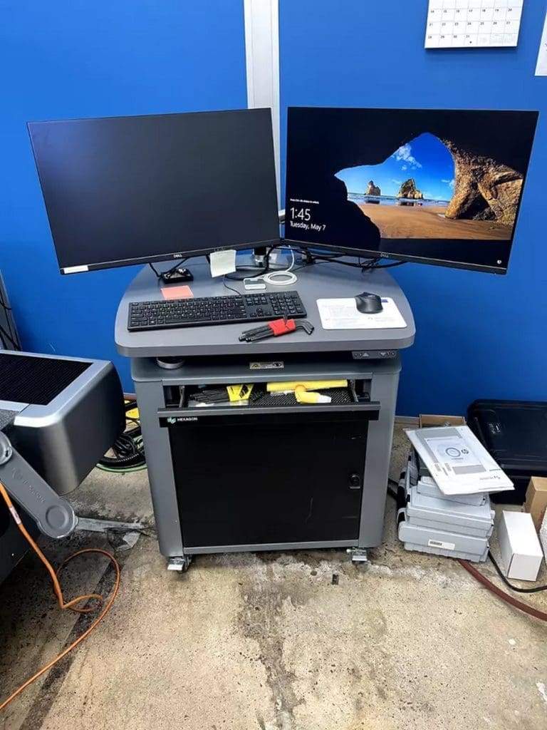 Used Hexagon Global S Chrome 7.10.7 Coordinate Measuring Machine For Sale