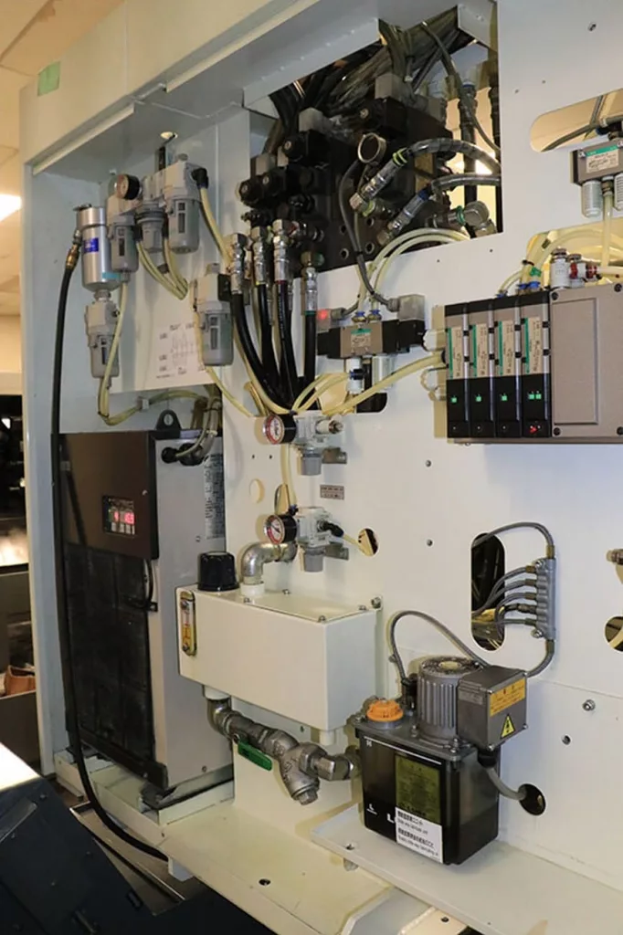 2013 Kitamura MyCenter HX250G CNC Horizontal Machining Center, photo 16 of 20
