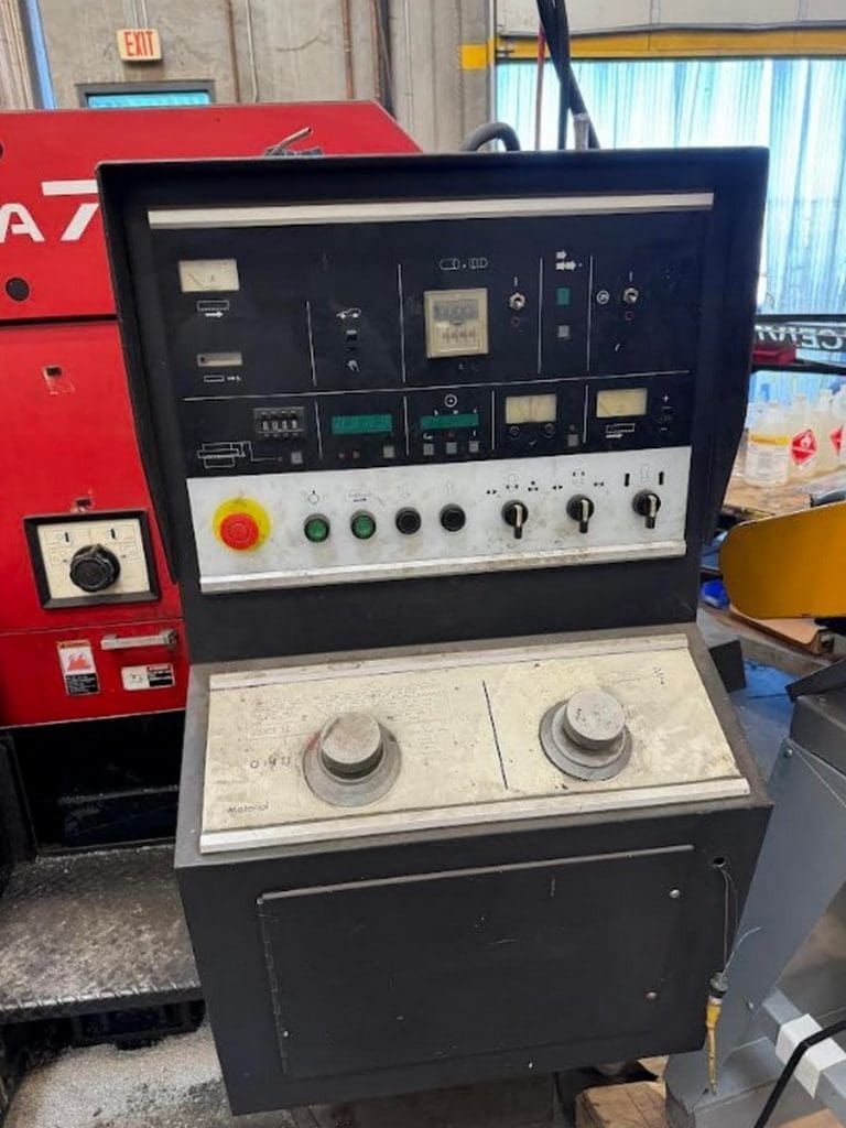 Used Amada HA-700 Band Saw For Sale
