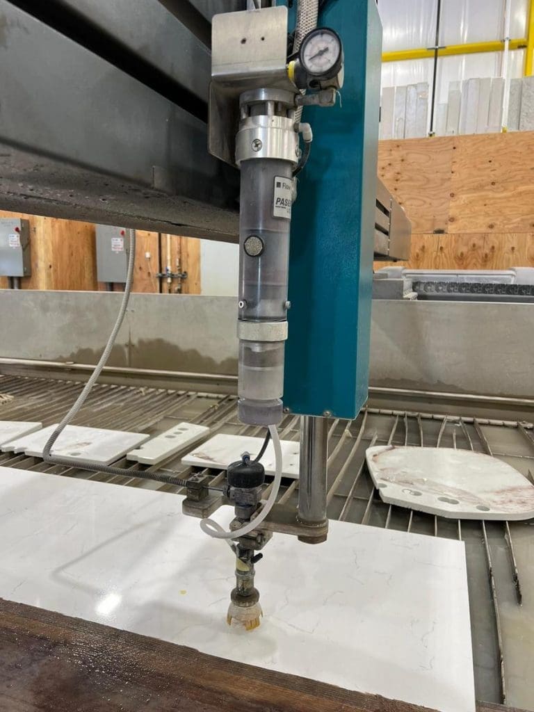 Used Flow Mach 2 4020b CNC Waterjet For Sale