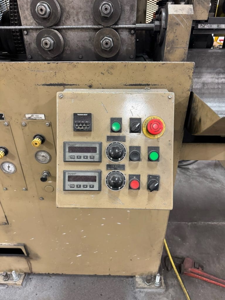 Used Lewis 4SV8-AC Wire Straightening and Cutting Machine For Sale