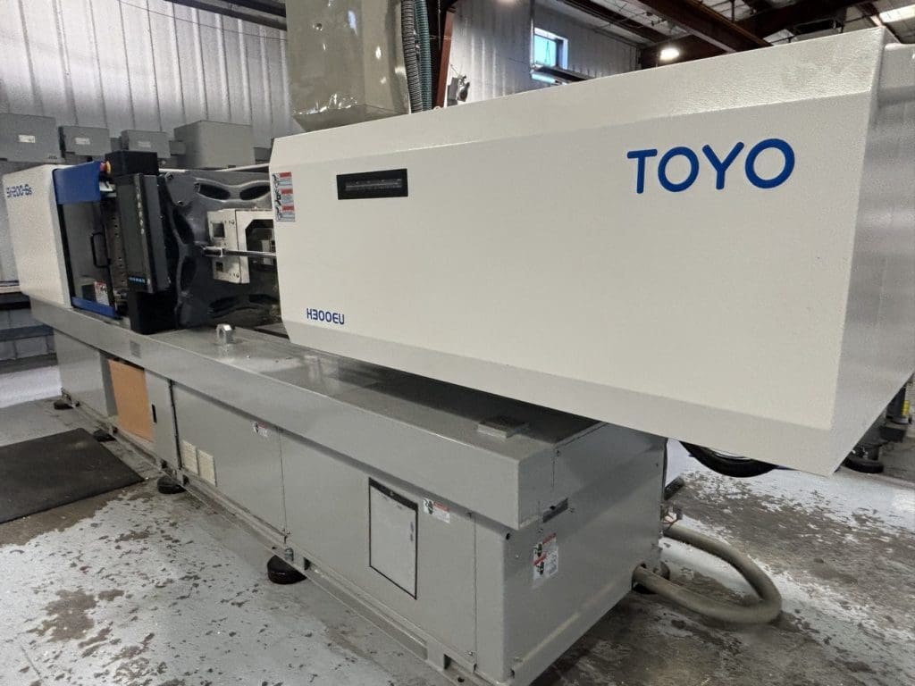 Used Toyo Si-200-6S-H300EU Injection Molding Machine For Sale