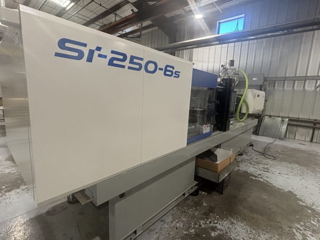 Used Toyo Si-250-6S-H370EU Injection Molding Machine For Sale