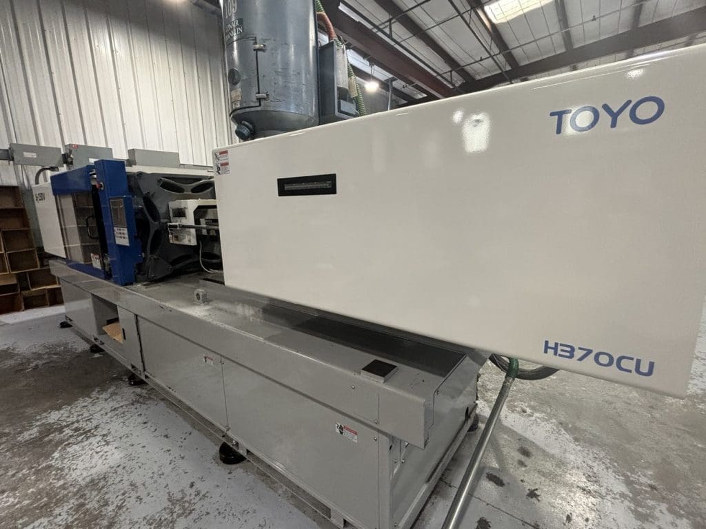 Used Toyo Si-250V-H3700U Injection Molding Machine For Sale