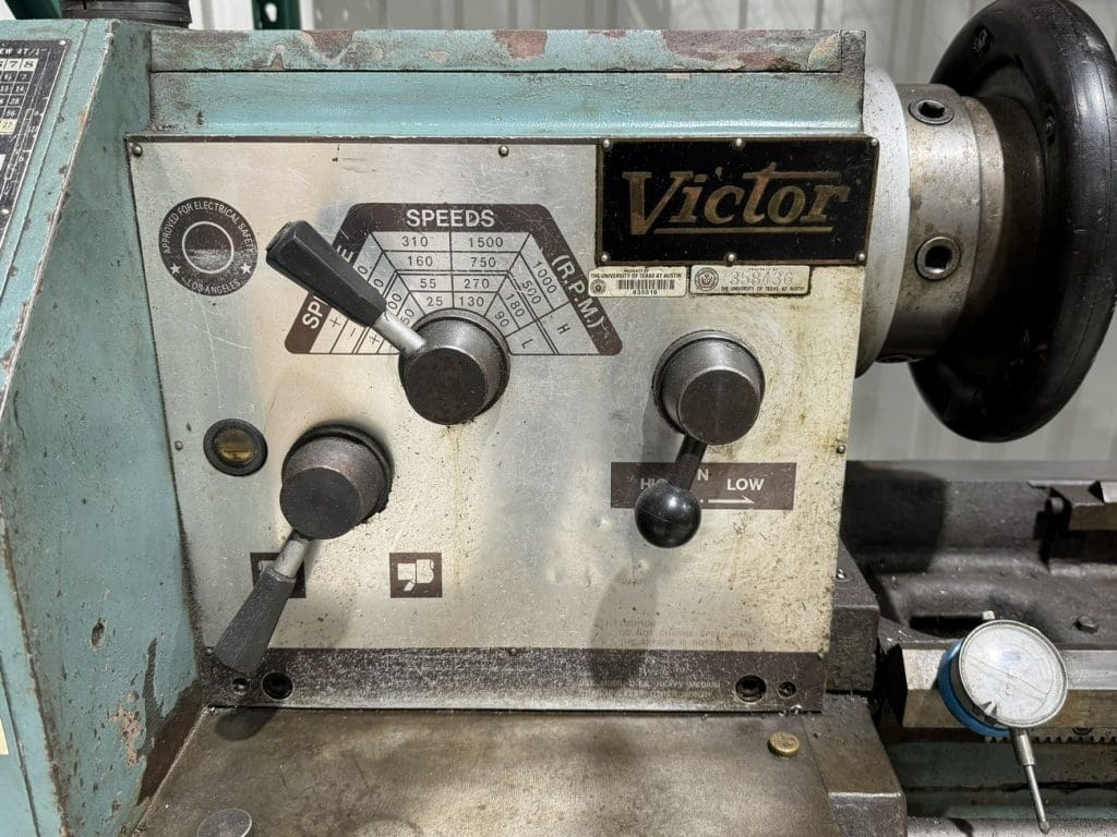 Used Victor 2080 CNC Engine Lathe For Sale