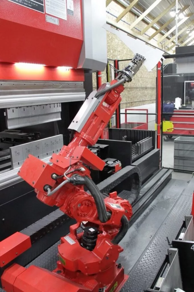 2017 Amada EG 6013 Press Brake, photo 13 of 15