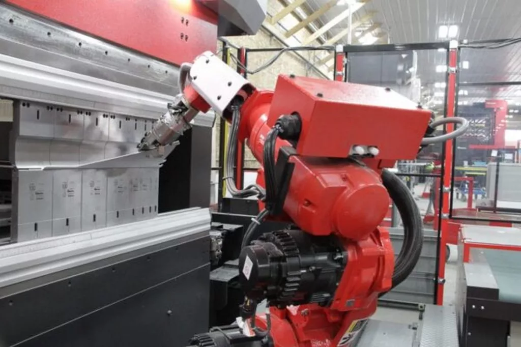 2017 Amada EG 6013 Press Brake, photo 12 of 15