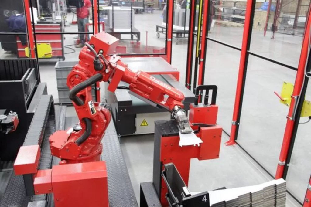 2017 Amada EG 6013 Press Brake, photo 2 of 15