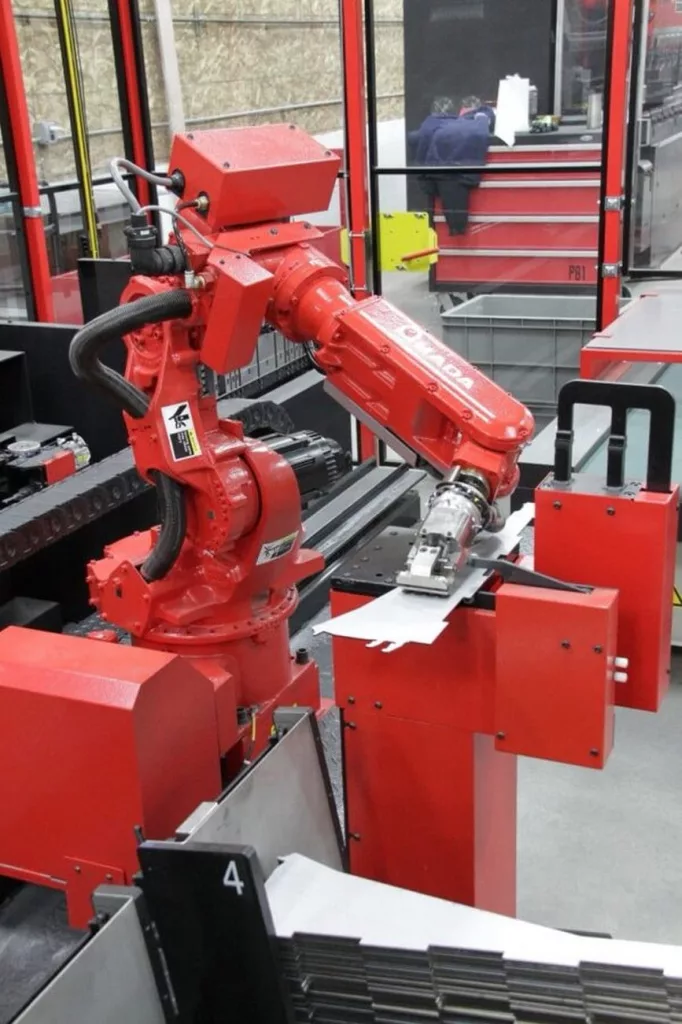2017 Amada EG 6013 Press Brake, photo 15 of 15